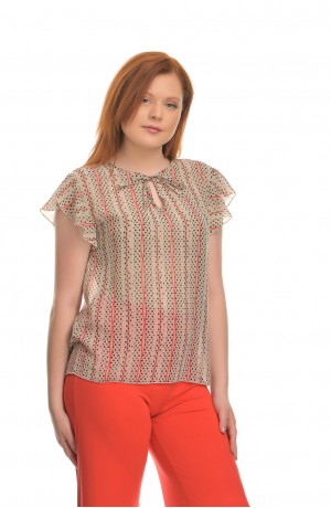 ΜΠΛΟΥΖΑ ΖΩΡΖΕΤΑ ΜΕ ΒΟΛΑΝ ΣΤΟ ΜΑΝΙΚΙ